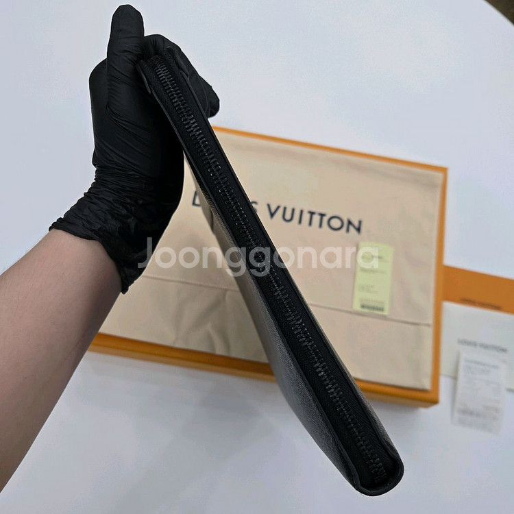 루이비통 이클립스 모노그램 도큐먼트 클러치--4
