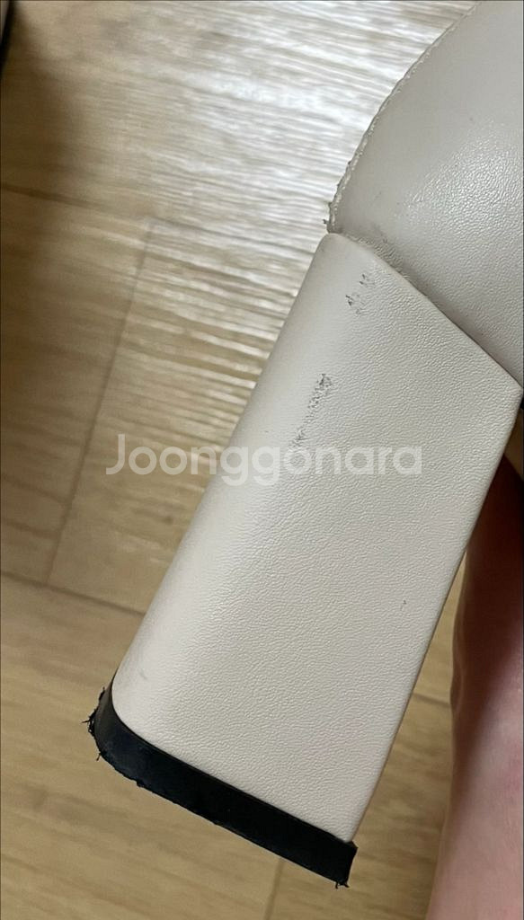 (1번착용)크림색 앵클부츠 230 8cm--4