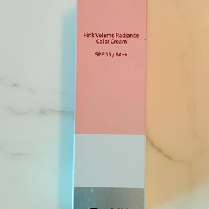 리엔케이 핑크 볼륨 컬러 크림 30ml 새제품