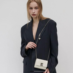 셀레디프 웨이비 마이크로백 wavy micro bag