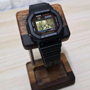 지샥 DW-5040PG-1DR.