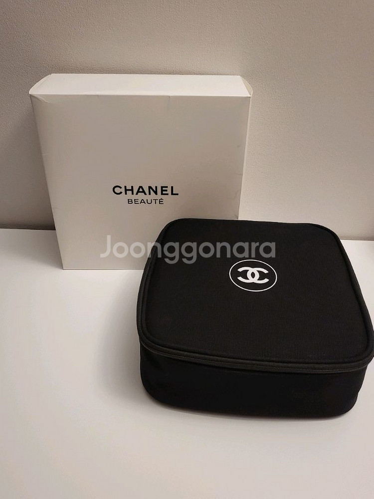 정품) 샤넬 사각 거울 파우치 (코스메틱)--0