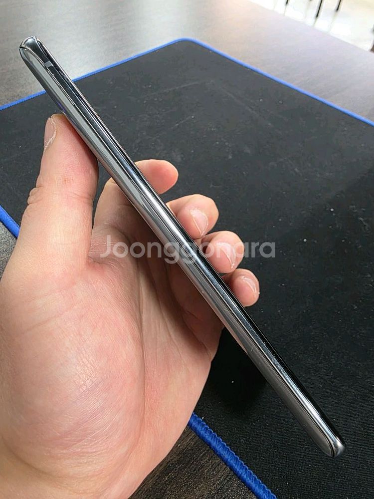 갤럭시S20플러스256G 무잔상 상태굿 중고폰--1
