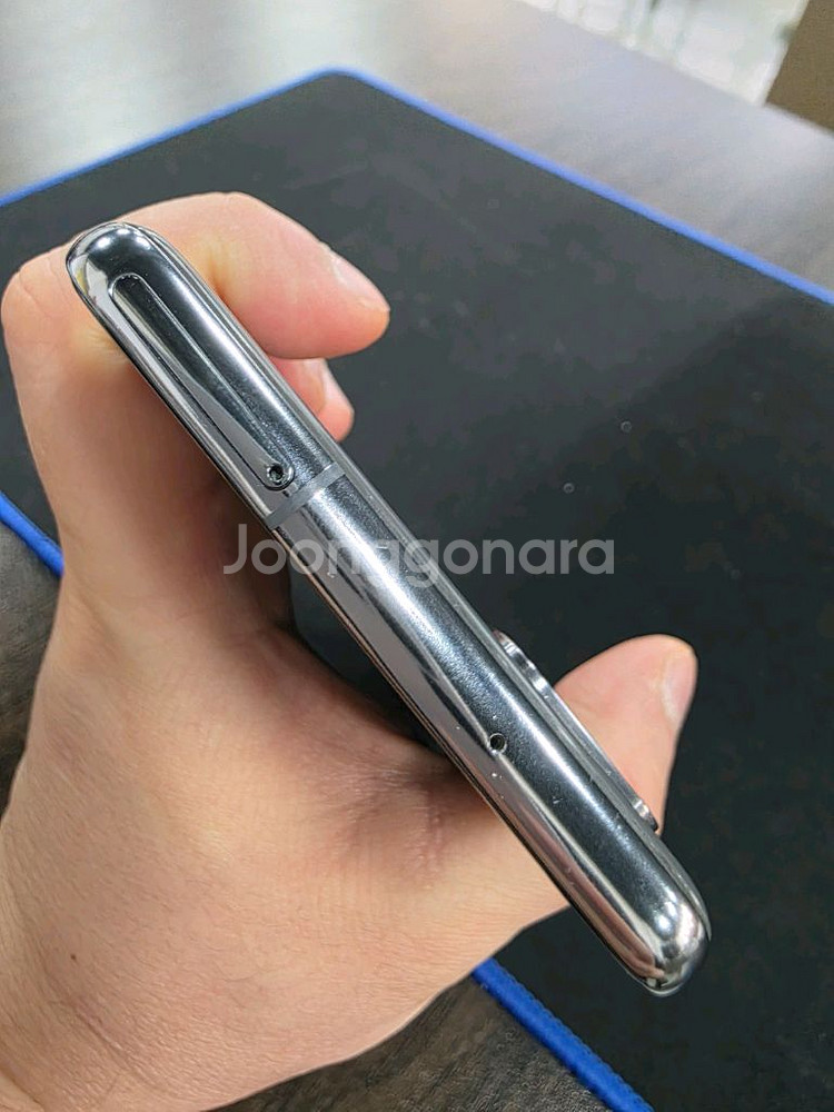 갤럭시S20플러스256G 무잔상 상태굿 중고폰--3