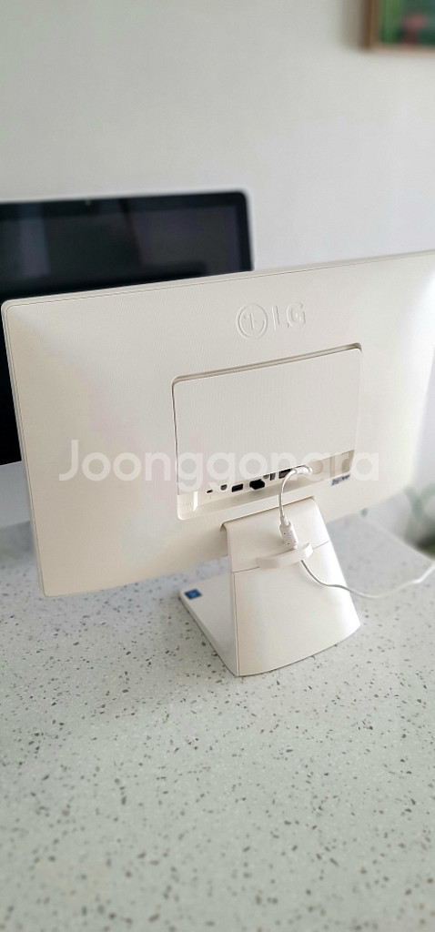 A급) 책상정리 끝 LG일체형PC 22V280--3