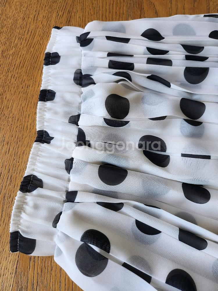 새상품입니다 도트쉬폰 맥시스컷트--4