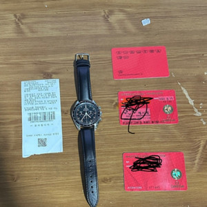 오메가 스피드마스터 운모
