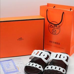 에르메스 엑스트라 샌들