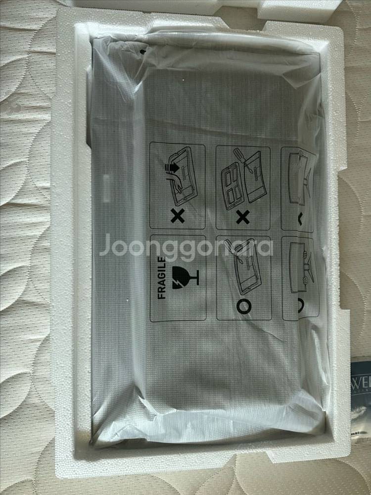 24인치 게이밍 모니터 TF24F14P2--2
