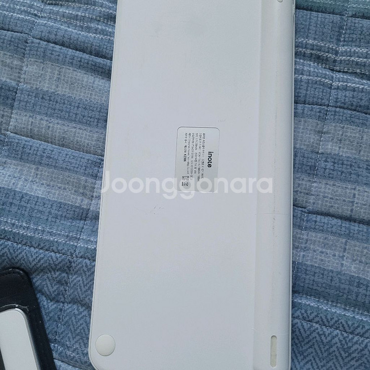 아이패드 8세대랑 애플펜슬, 무선키보드 팝니다.--4