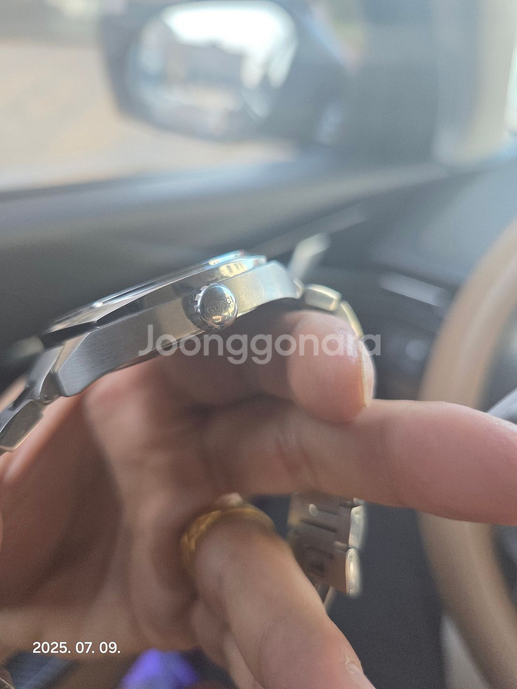 구찌 40mm 메탈 시계 YA142303 단품--0