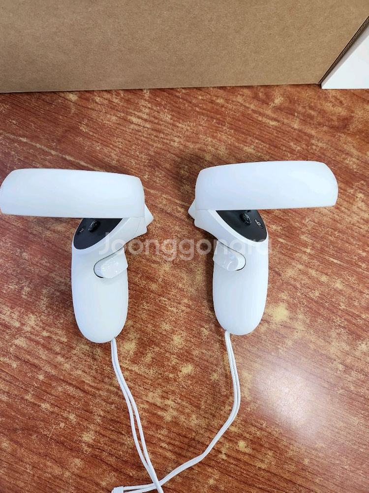 오큘러스퀘스트2 256G(총4시간도 사용안함)악세사리풀--5
