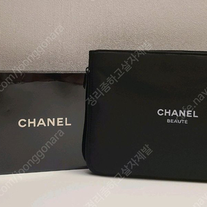 정품) 샤넬 블랙 확장 파우치 (코스메틱)