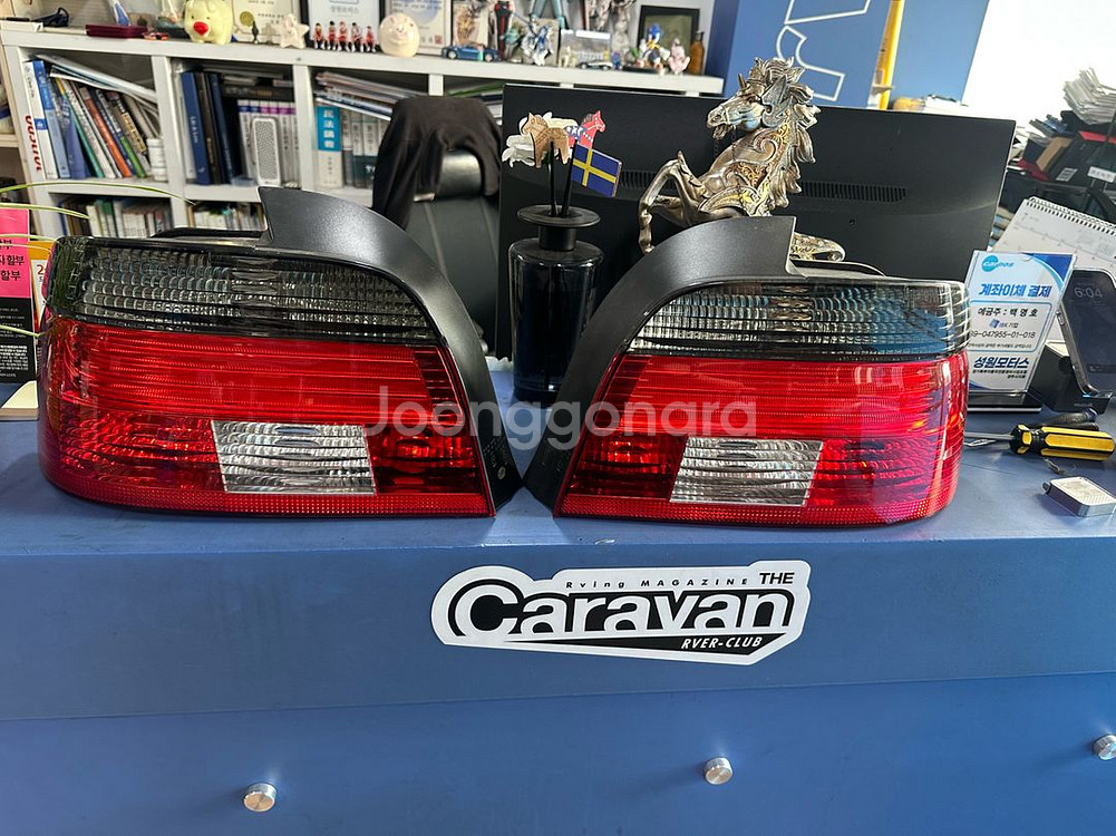 BMW e39 후기형 스모그타입 테일램프 판매합니다--0