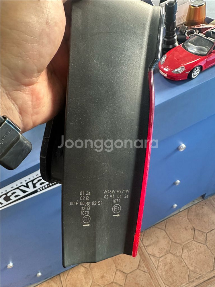 BMW e39 후기형 스모그타입 테일램프 판매합니다--2
