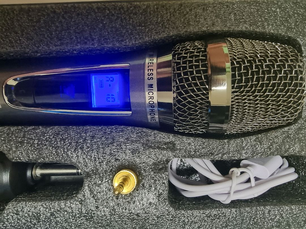 지능형 휴대용 무선마이크(에코기능) 이미지