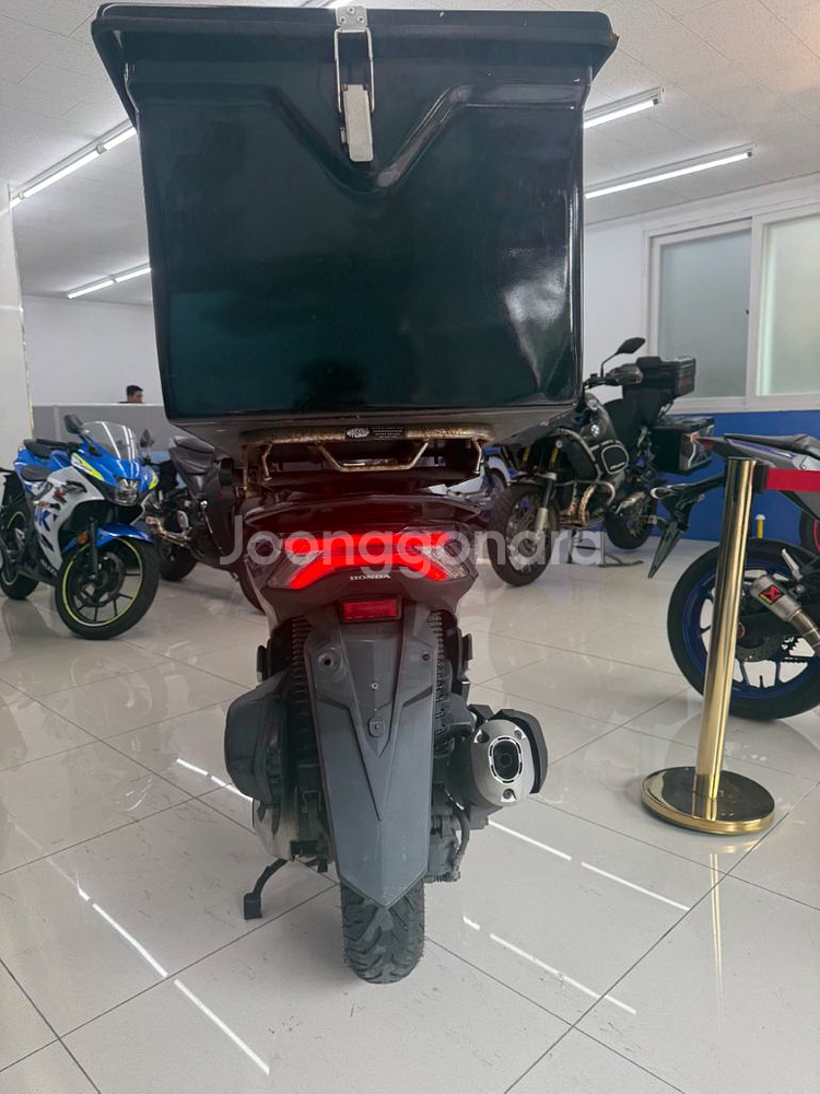 22년식 pcx125 abs모델앞쪽 올카 배달세팅 급매--5