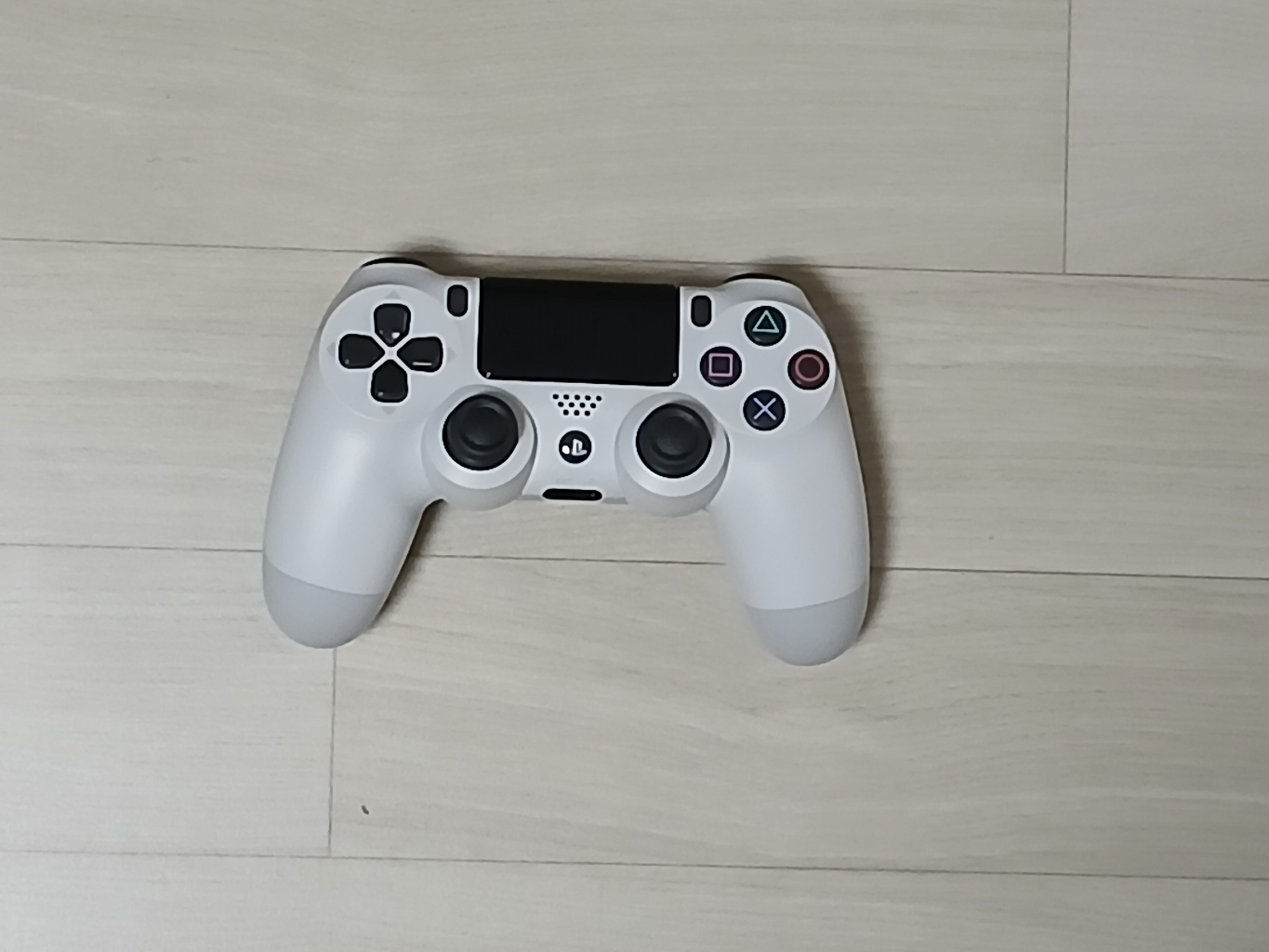 PS4 듀얼쇼크4 중고 팝니다