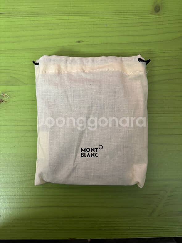 몽블랑 반지갑--1