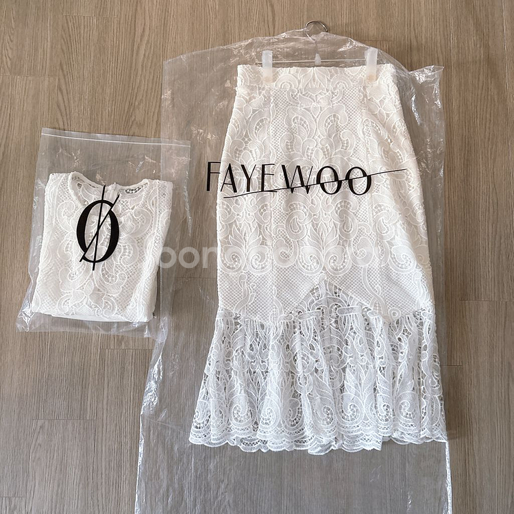 1회착용/ 페이우 블라우스 + 페이우 머메이드 레이스--1