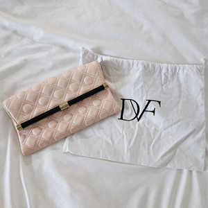DVF클러치 새상품