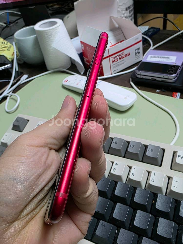 (1400)아이폰se3 64gb 깨끗한기기 판매합니다--5