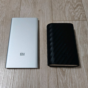 샤오미 보조배터리 2개 팝니다.10000/5000mAh