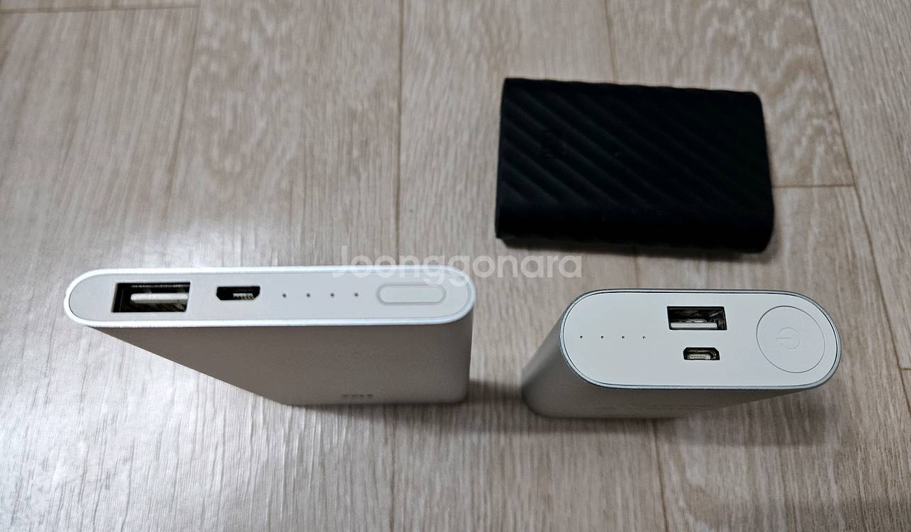 샤오미 보조배터리 2개 팝니다.10000/5000mAh--7