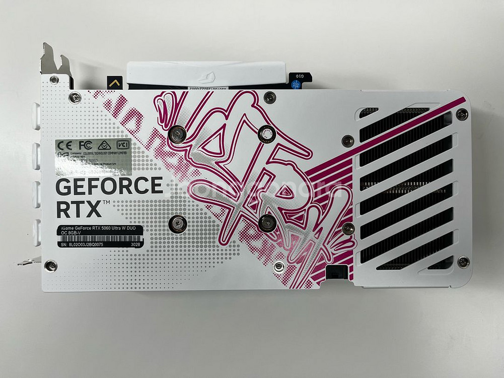 컬러풀 RTX 5060 8GB 그래픽카드--2