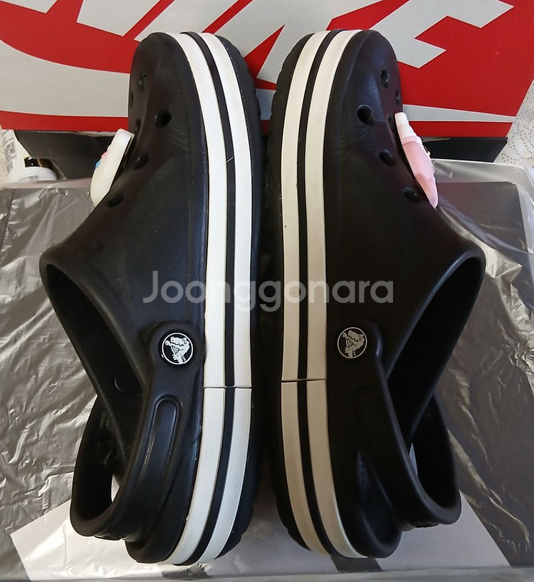 크록스 정품250 바야밴드 블랙.지비츠 포함m6w8--4