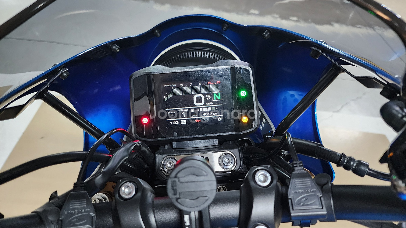 24년출고 4000km XSR900 판매합니다.--8