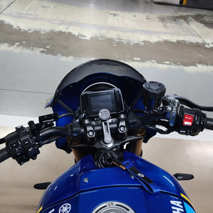 24년출고 4000km XSR900 판매합니다.
