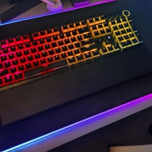 레이저 헌츠맨 v3 pro 팝니다