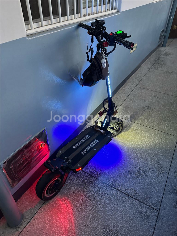 듀얼트론 썬더 전동 킥보드--1