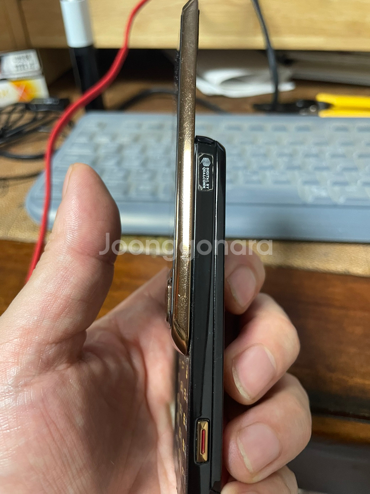 삼성 허니버블폰 SPH-W8700 KT 피처폰 3g--4