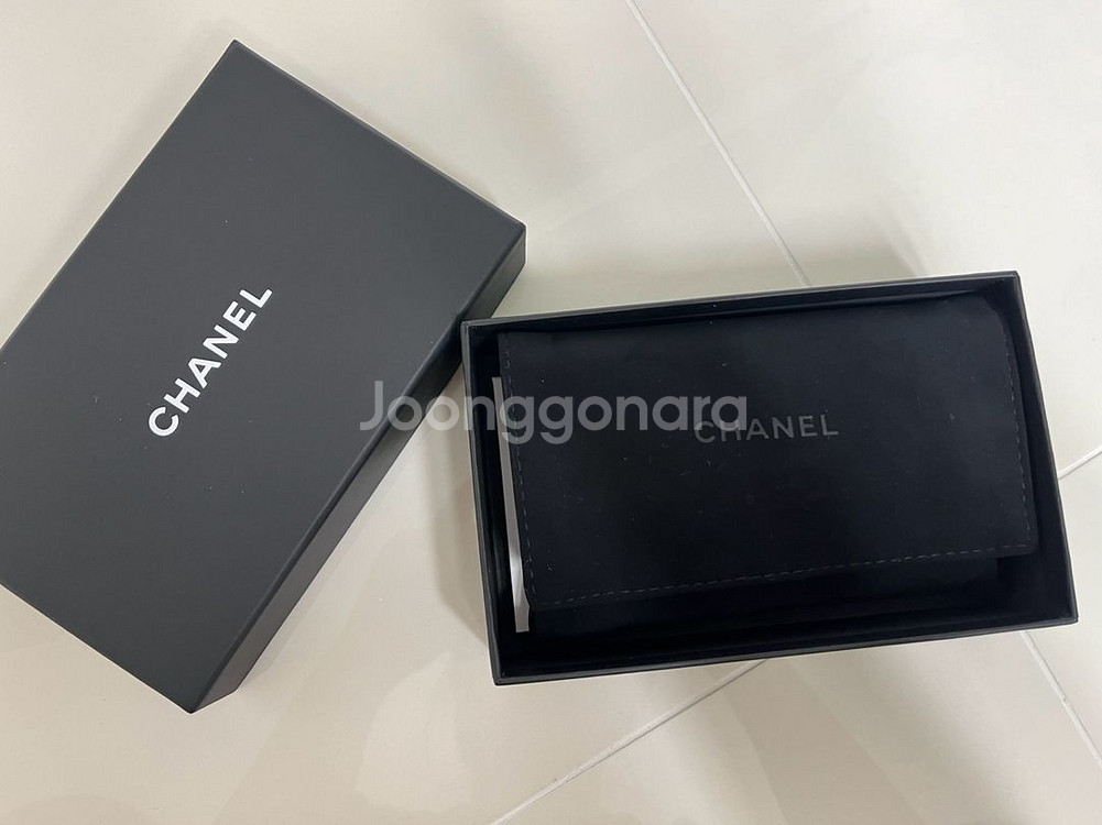 미사용 샤넬 보이똑딱이 카드지갑 판매(엔틱 금장)--4