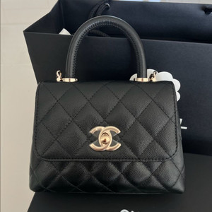 (미사용)샤넬 코코핸들 미니 판매합니다(AP4244)