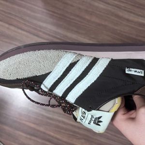 송포더뮤트x아디다스