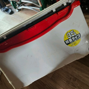 다이와 갈치낚시용 아이스박스 35리터