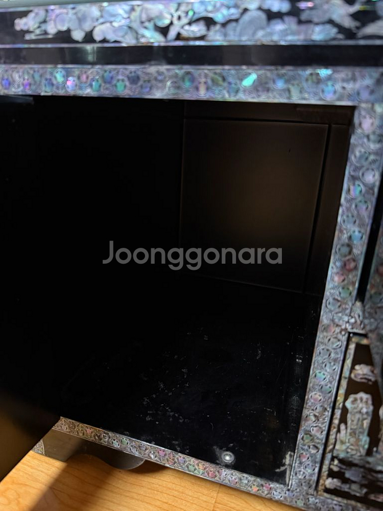 네고가능 고가구 나전칠기 화장대 겸 수납장--3