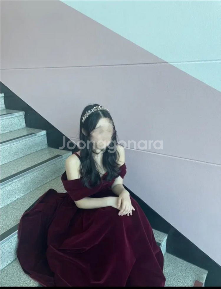 레드 벨벳 드레스 (왕관포함) 졸업사진 의상 대여--1