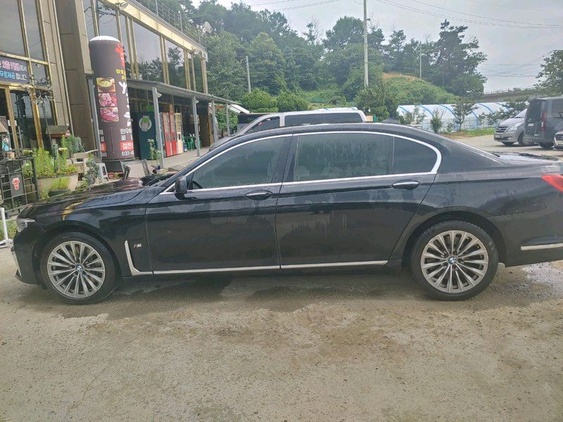 bmw 750Li 이미지
