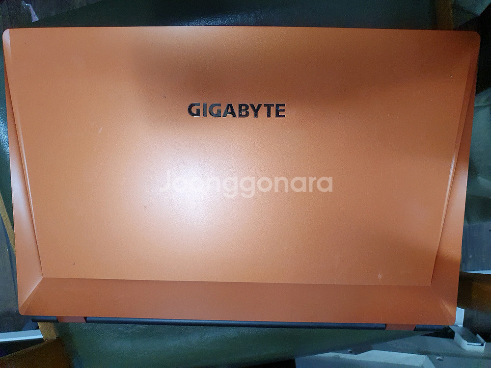 17인치 GIGABYTE i7 노트북 부품용--2