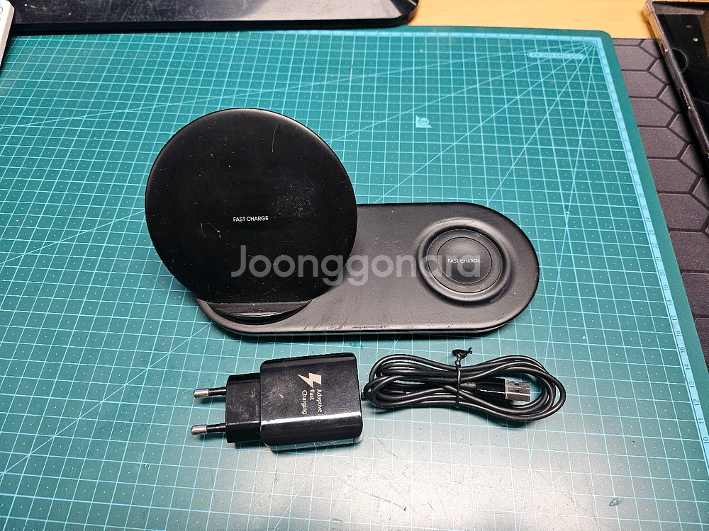 삼성무선충전기 EP-N6100--0