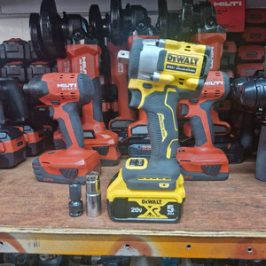 디월트충전임팩렌치DCF922 미드토크 속도조절