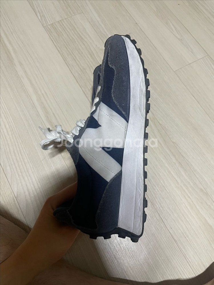 뉴발란스 327 270사이즈--1