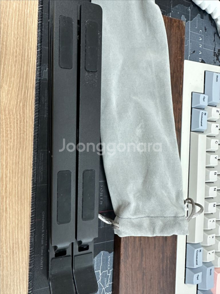 노트북 스탠드 판매 합니다--2