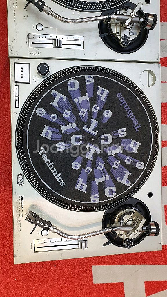테크닉스SL-1200MK3D/실버 턴테이블--2