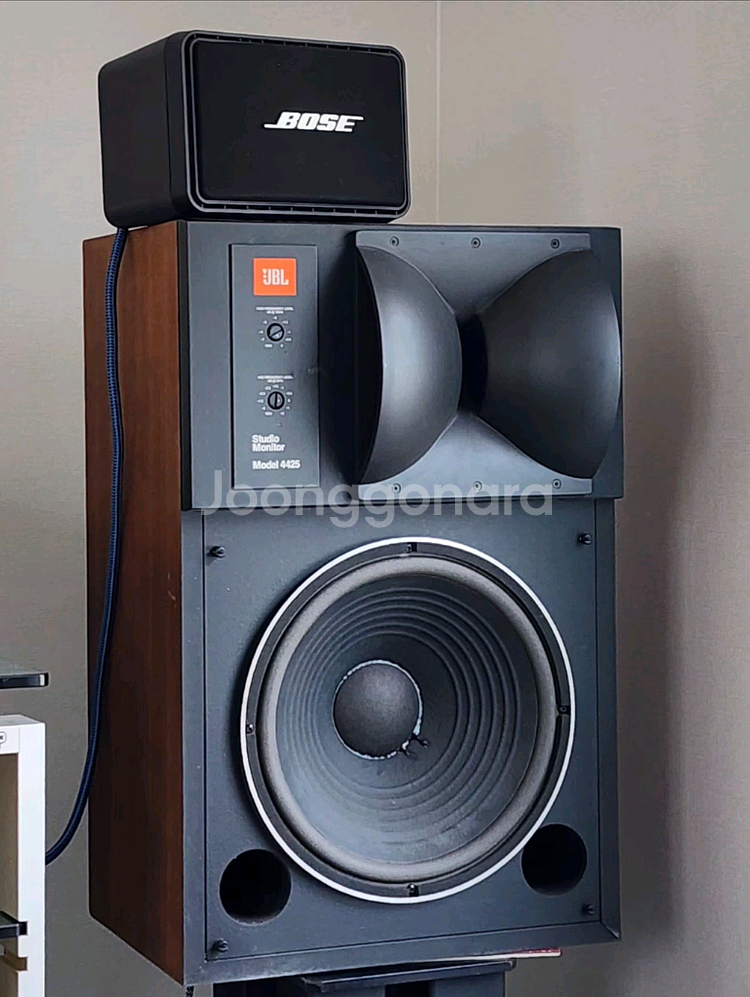 JBL 4525--2