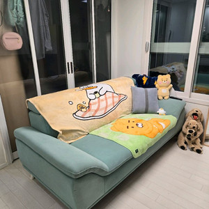 민트색 2인용 쇼파
